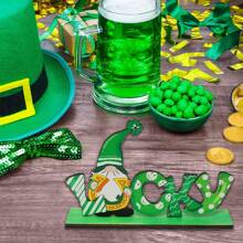 1 pieza Letrero de madera para decorar el Día de San Patricio, decoración de sombrero verde de festival irlandés, figura de hombre viejo sin cara con hoja verde y letra con suerte "LUCKY", adecuado para interior/exterior, fiesta y hogar