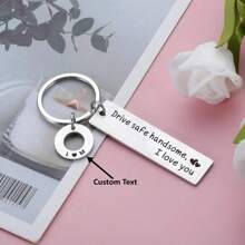 Porte-clés personnalisé avec le texte "Conduisez prudemment", porte-clés de couple personnalisé, cadeau pour nouveau conducteur pour le meilleur ami/petit ami/petite amie/Noël, cadeaux d'anniversaire de la Saint-Valentin