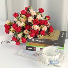 1/3/5 piezas Decoración de flores artificiales románticas, ramo de rosas de plástico, plantas falsas, hojas de eucalipto, adecuado para boda, habitación, hogar, hotel, fiesta, eventos, regalo de Año Nuevo, decoración floral de mano, aplicable para el Día de San Valentín, decoración de boda/hogar/dormitorio/sala de estar/mesa de comedor, ramo de novia, jardín al aire libre, cumpleaños, ceremonia de graduación y talla grande ocasiones - Rojo - Ver 6