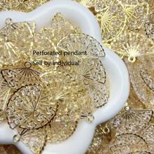 Nowy złoty wentylator krawędziowy 30mm wydrążony pogrubiony ręcznie wykonany wisiorek z zaproszeniem z otworem dekoracja kremowy klej materiał obwodowy, wysokiej jakości wykwintny błyszczący kremowy klej DIY domowy futerał na telefon, klej do lodówki Gumei spinka do włosów biżuteria akcesoria żywiczne