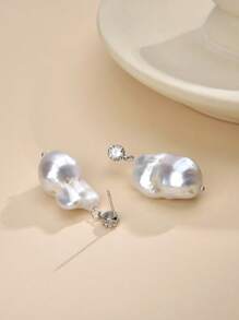 1 对 925 纯银天然珍珠和方晶锆石耳环，适合母亲节、情人节、生日、婚礼、订婚、新娘的礼物 - 白色 - 查看 2