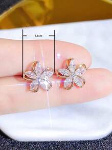 小花镀金耳钉女式 CZ 水晶耳钉日常佩戴穿孔耳环新娘婚礼珠宝适合女友妻子女友爱人 - 金黃色 - 查看 3