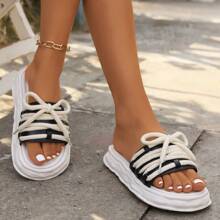 Sandalias casuales de exterior con suela gruesa y diseño slip-on para mujer, para el verano