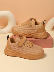 1 双采用 PU 钩环设计的儿童运动鞋，适合大男孩的透气户外运动鞋，以及中大女孩的运动鞋 - 棕色 - 查看 1