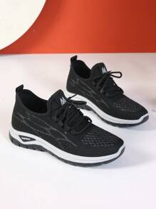 Nuevos tenis con cordones y respirables en talla grande para mujer, de color negro, con parte superior de malla, suela suave, absorción de impactos y suela antideslizante. Zapatos cómodos y multifuncionales para deportes al aire libre: Zapatillas ligeras y transpirables para caminar, suela antideslizante, parte superior de malla, aptos para fitness, viajes, trabajo y casual