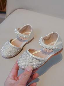 女童珍珠水钻装饰公主凉鞋，时尚闭趾防滑沙滩鞋，2026春夏款 - 米色 - 查看 1