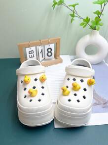 Women's EVA Anti-Slip Soft Thick Sole Sandals With Cartoon Accessories, Suitable For Vacation, Casual Gatherings And All Indoor/Outdoor Occasions, Providing Fashionable And Comfortable Wearing Experience