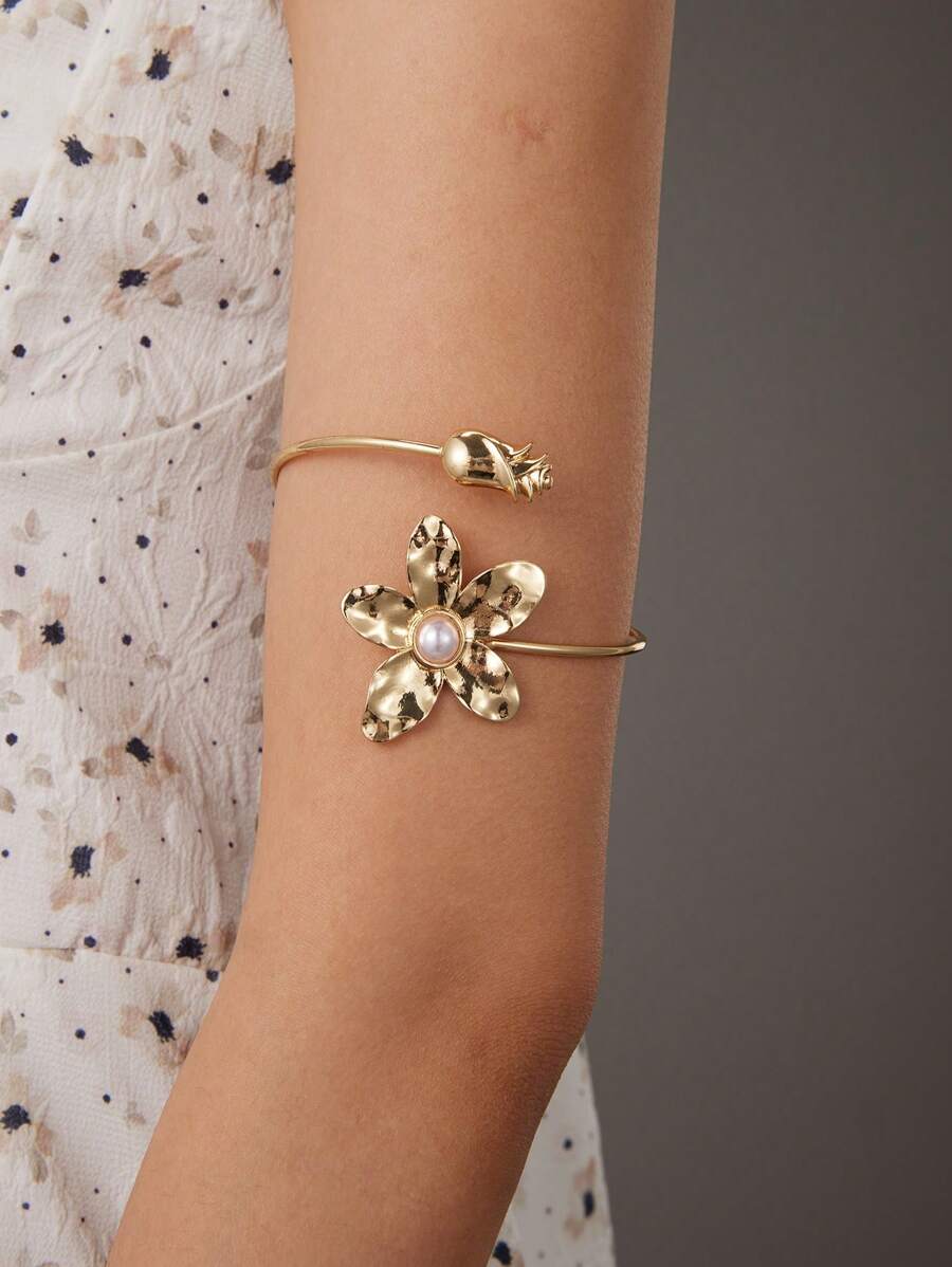 1PC Personalized Exaggerated Flowers Buds Bangle Geometric Metal Arm Cuff - Flower Armband - View 1