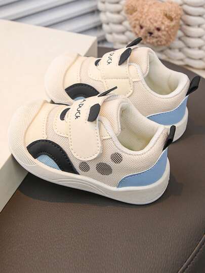 Dziecięce trampki z miękką gumową podeszwą antypoślizgową, prosty i modny design, jednolity kolor niebieski/biały, odpowiednie na podróże na świeżym powietrzu, plażę i do domu