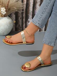 Sandálias planas femininas simples da moda com alça no dedo do pé, chinelos de verão - Ouro - Ver 3
