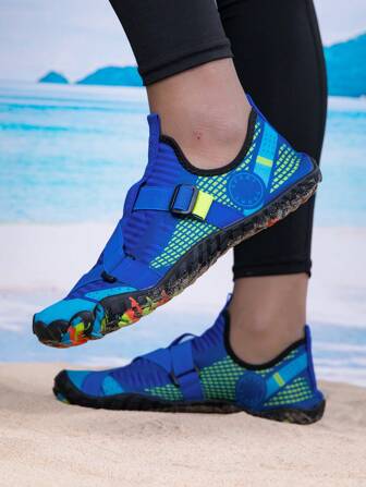 Men's Summer Outdoor Beach Shoes, Black Quick-Dry Barefoot Water Shoes, Surfing & Swimming Shoes With Soft Non-Slip Soles, Random Color Sole