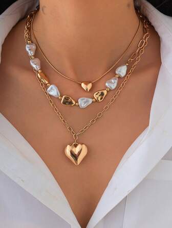 Set de 3 collares con cuentas de perlas vintage, asimétricos, con colgante geométrico de corazón elegante y minimalista, versátil para fiesta y uso casual