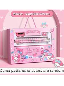 Sanrio Autorisé par Sanrio Ensemble de papeterie mignon de chien Melody Cinnamon de Sanrio. Fournitures scolaires pour garçons et filles - crayons et boîte de rangement pour crayons, gomme, taille-crayon, règle, cahier. Cadeaux pour la rentrée, Halloween, Noël (la conception et la couleur de la boîte cadeau peuvent varier selon les différents lots de production)