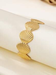 1pc Minimalist Fashion Elegant Seashell Shaped Bracelet, Versatile - Shell Golden Yellow - View 4
