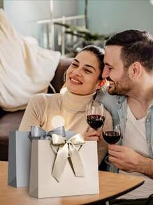 1/2/3sets, Large Paper Gift Bags - Comes With Tissue Paper And Greeting Cards - Valentine's Day Gift Bags - Portable Gift Bags With Handles - (Suitable For Women's Bridesmaids, Birthdays, Valentine's Day, Wedding Parties, Graduation Ceremony, Mother's Day)