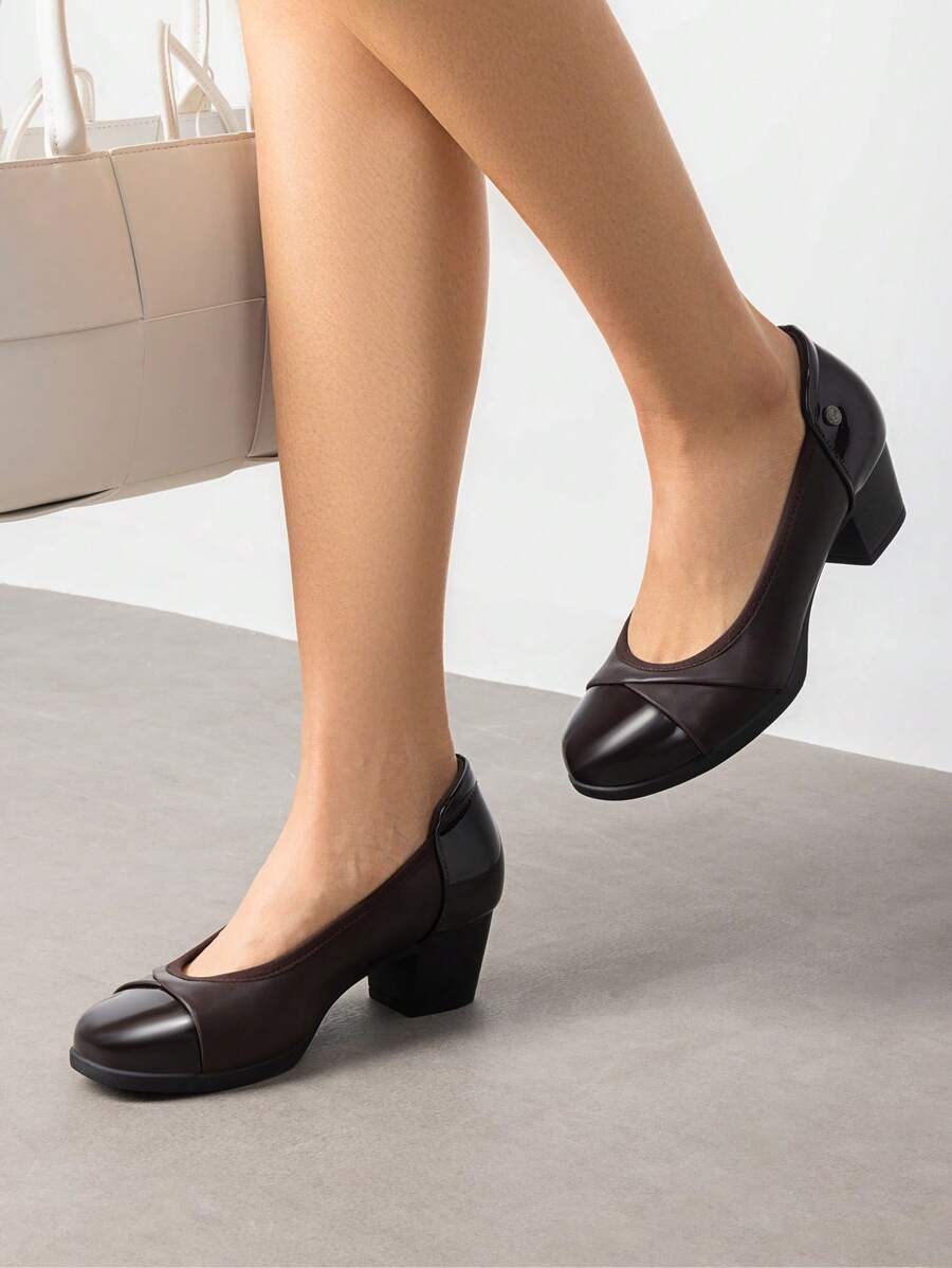 Women's Chunky Low Block Pumps Closed Toe Shoes Comfortable Elegant Work Office Heels Round Toe Dress Shoes - 棕色 - 查看 1