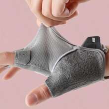 1 paio di guanti senza dita unisex per fitness, in materiale traspirante e ad asciugatura rapida, con design antiscivolo sulla palma, resistente all'usura, adatti per yoga, sollevamento pesi, attività all'aperto, ciclismo, accessori palestra, sport, esercizi domestici, guanti da palestra per donne, guanti da boxe, guanti da palestra, guanti da palestra per uomo