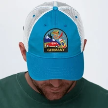 1 pièce Patch brodé vibrante avec motif de voiture, montagne et chope de bière - Applique thermocollante ou à coudre pour DIY sur vêtements, robes, chapeaux, jeans - Cadeau parfait pour les voyageurs et les passionnés d'artisanat