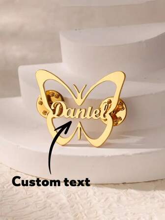 1PC Customizable Butterfly Name Brooch, Gold Plated Stainless Steel Fashion Pin, Retro Hip Hop Style, Suitable For Four Seasons Daily Wear, Ideal Valentine's Day Gift, Fashion Jewelry Accessories, Simple, Cute, Suitable As A Gift