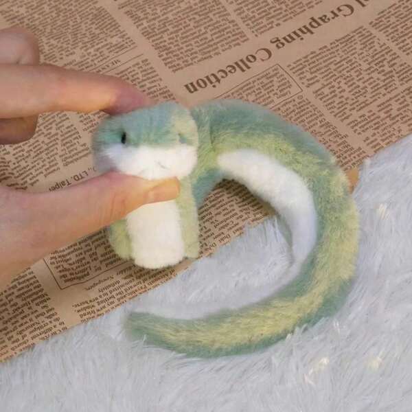 1pc Cute Snake Creative Doll Ornaments, Year Of The Snake Decorative Dolls, Suitable For Home Party Decoration, Small Gifts, Adopt A Small Snake Pet.