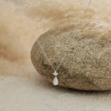 1 件女士银珍珠吊坠项链，优雅新娘项链适合女士、女孩、日常穿着、婚礼和派对。送给亲戚、朋友、伴娘的绝佳礼物 - 珍珠鋯石吊墜項鍊 - 查看 8