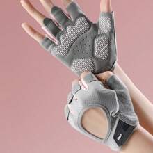 1 paio di guanti senza dita unisex per fitness, in materiale traspirante e ad asciugatura rapida, con design antiscivolo sulla palma, resistente all'usura, adatti per yoga, sollevamento pesi, attività all'aperto, ciclismo, accessori palestra, sport, esercizi domestici, guanti da palestra per donne, guanti da boxe, guanti da palestra, guanti da palestra per uomo