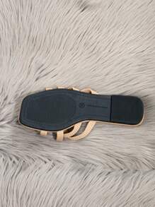 Sandalias slip-on planas y elegantes para mujer, con tiras de tela y acento de cuerda beige, adecuadas para primavera y verano