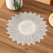 1pc/4pcs/6pcs PVC Half Heart Seedling Shaped Waterproof, Oilproof, Anti-Slip Dining Table Mat For Home, Kitchen, Hotel, Restaurant, Holiday Decoration, Washable
