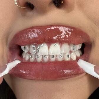 18pcs Transparent Rhinestone Geometric Tooth Decals Set, Luxury Tooth Jewelry Rhinestone Embellishments, Minimalist Style Fashionable Tooth Accessories For Everyday, Party, Gifts (Glue Not Included)