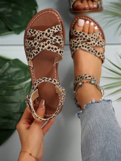 2025 New Fashion Casual Women Flat Sandals