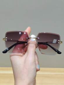 1 Pair Metal Frameless Non-Mainstream Fashion Glasses For Women, Square Shape Glasses Suitable For Street Shooting, Driving, Party For Summer Beach Vacation,Outdoor,Travel - Multicolor - View 2