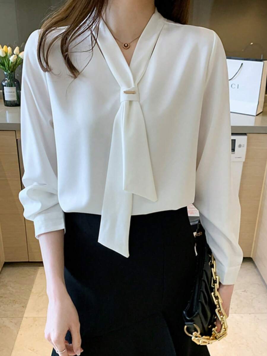 女士纯色系带领口设计长袖优雅通勤衬衫，秋季