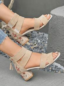 Sandales décontractées à talons mi-hauts brodées pour femmes, sandales d'été polyvalentes à talon épais, élégantes et rétro, à bout ouvert, avec une fermeture éclair à l'arrière