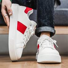 Men's Shoes 2025 New Simple Thick Sole Board Shoes Male Niche Sports Leisure Men's Small White Shoes