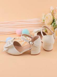Girls Flower Embellished Chunky Heel Formal Dress, Suitable For Flower Girl, Dance, Wedding, Party, Ballet, Everyday Wear. White Color, Girls Hook And Loop Strap Dress Shoes For Children Of All Sizes