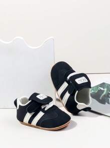 أحذية رياضية زرقاء داكنة جديدة من Yibubu، أحذية رياضية للأطفال الرضع من الجنسين، تصميم شريطي بسحاب وسوله مطاطية ناعمة مانعة للانزلاق، أحذية مسطحة للمواليد الجدد