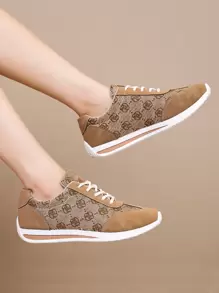 Women Cartoon Pattern Casual Sports Shoes, Lightweight Soft Bottom Athletic Sneakers, Low-Top Breathable Fitness Shoes - Brown - View 1