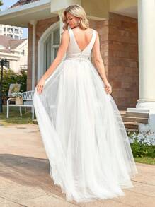 EVERPRETTY Elegant Sexy V-Neck Sleeveless Applique Waist Mesh Wedding Dresses White Bridal Gown Formal Dresses For Summer Wedding, Bride