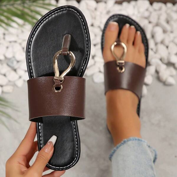 Classic European & American Summer Flat Sandals. Fashion & Versatile. Wear Them And You'll Be The Prettiest Lady Of Summer