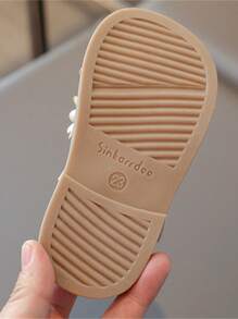 1 Pair Children Pearl Flower Hook And Loop Soft Bottom Lightweight Non-Slip Sandals, Very Comfortable To Wear, Suitable For Summer Beach