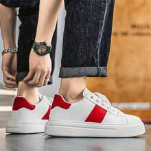 Men's Shoes 2025 New Simple Thick Sole Board Shoes Male Niche Sports Leisure Men's Small White Shoes