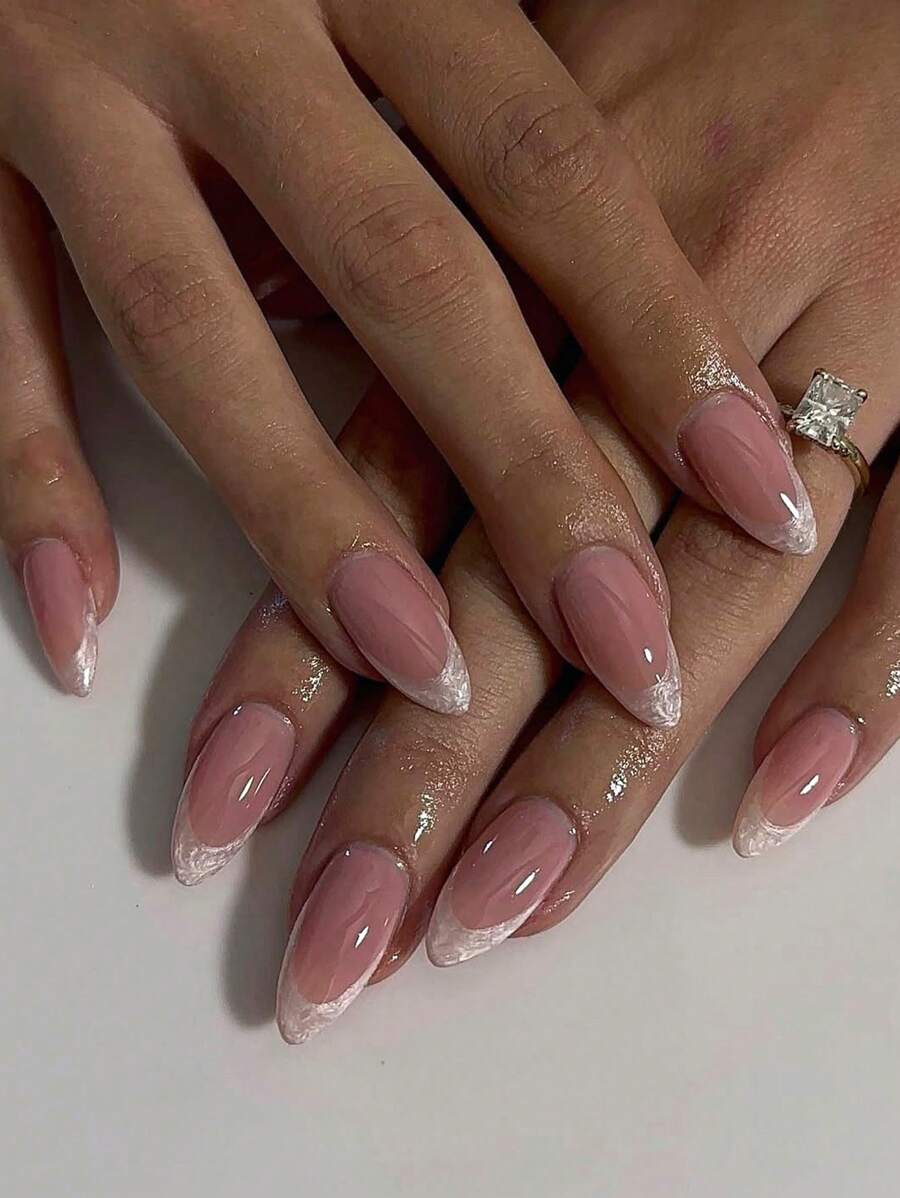 10片手工制作的短款按压式美甲，法式美甲，假指甲，粉色指甲，红色指甲，白色指甲，猫眼指甲，可爱指甲，手绘闪亮猫眼法式美甲，可爱轻盈奢华风格，附带美甲工具，易于佩戴和卸除，可重复使用的杏仁形按压式美甲。 - 珊瑚粉 - 查看 1