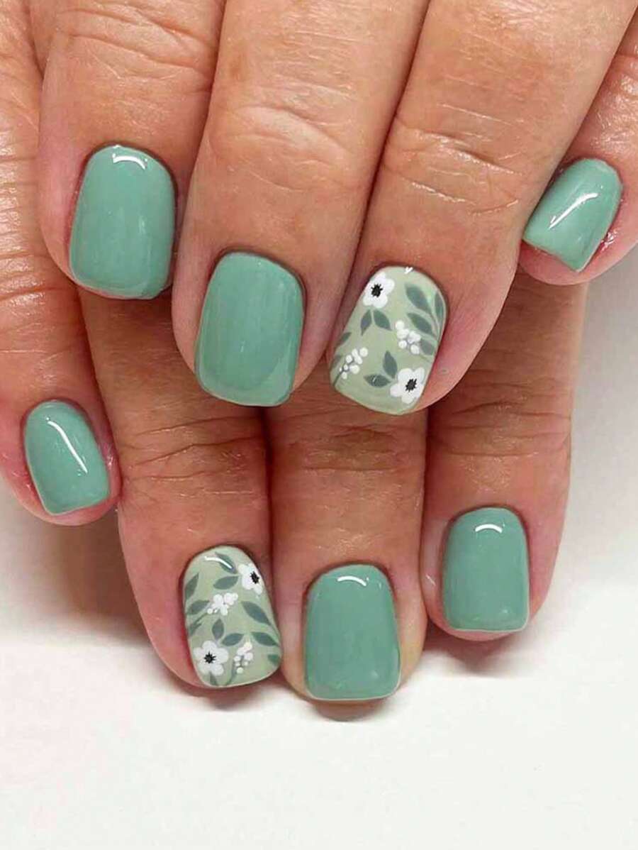 Conjunto de 24 parches decorativos de uñas con diseño de flores verdes claras y hojas verdes, estilo europeo y americano, parches de arte de uñas falsas que cubren por completo, suministros de arte de uñas, conjunto de uñas versátil para uso diario, adecuado para mujeres de oficina, fiestas, citas y uso diario para decorar tus uñas y realzar tu gusto fashionable