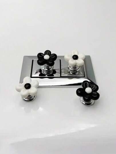 2pcs Floral Cartoon Toilet Flush Handle, Flower Shaped Toilet Flush Button, Toilet Tank Button, Flower Shaped Toilet Plunger, Toilet Flush Button Press Tool, Creative Flower Drawer Cabinet Pull Handle - Easy Press, Fashionable Bathroom Accessory, Add Elegant Atmosphere, Suitable For Long Nail Bathroom Decor, Autumn Decoration