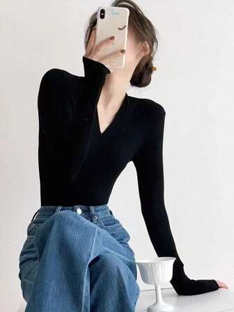 黑色修身 V 领长袖 T 恤，春夏季时尚分层上衣