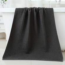 1pc Extra Large Waffle Texture Bath Towel, Absorbent Quick Drying Soft Towel For Women, Cute And Comfortable Home Towel, Bathroom Accessories Fall Decor,Holiday Home Bathroom Decor Back To School For Beauty Salon Home Bathroom Shower Towels For Beauty Salon, Hotel Sports,Home Essentials, Towel, Skin Care Bath Towel Sheet