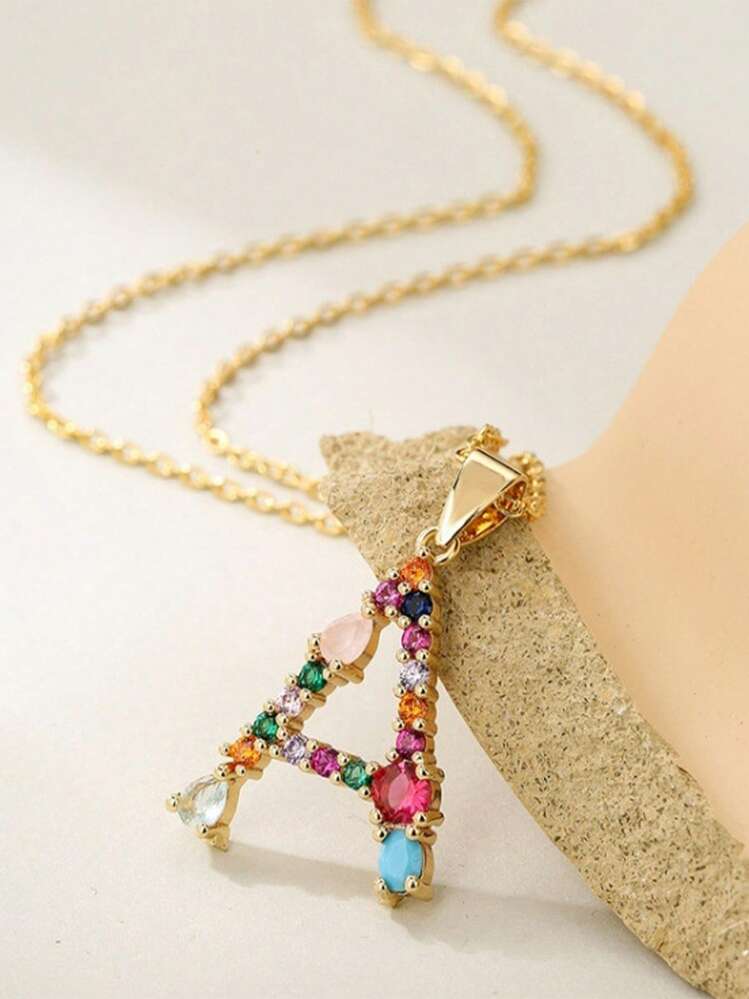 女士镀金不锈钢项链，彩色铜吊坠，奢华珠宝，设计师礼物，26 个字母 - 彩色 - 查看 2