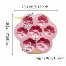 1个硅胶爪印模具，7个模腔，不粘烘焙，适用于制作狗狗零食和甜点
