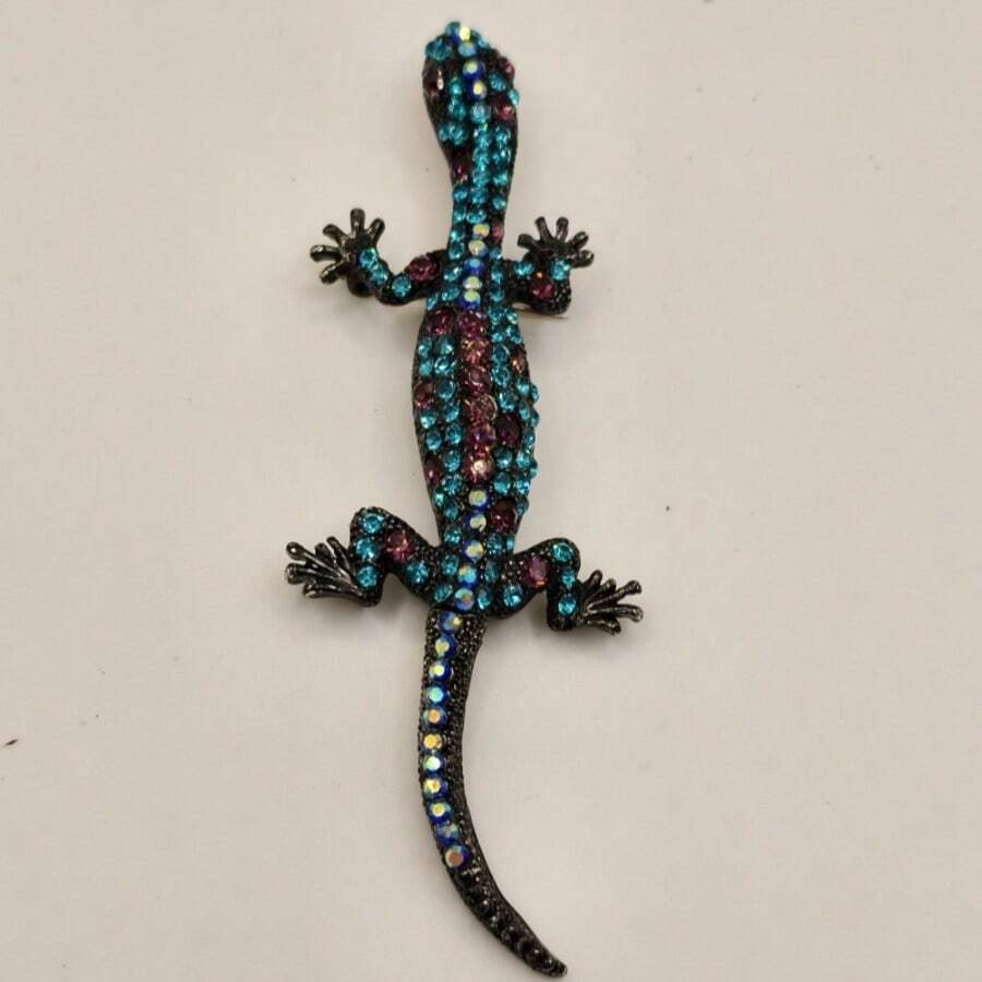 Vintage European & American Animal Brooches For Women, Suitable For Everyday Wear