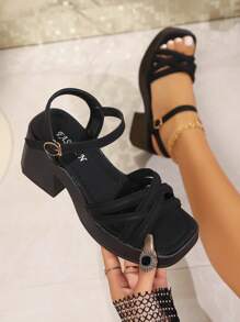 2025 Neue Mode-Sandaletten mit Plateausohle für Damen, sommerliche, vielseitige Plateau-Absatzsandalen